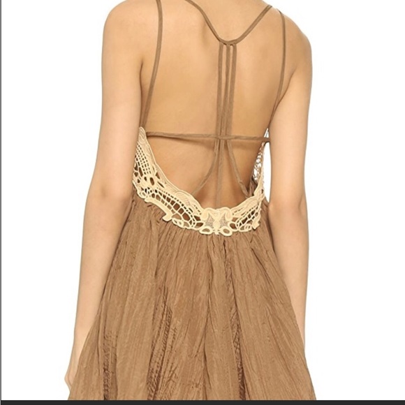 BNWOT Breathless Mini in Martini - Picture 2 of 5